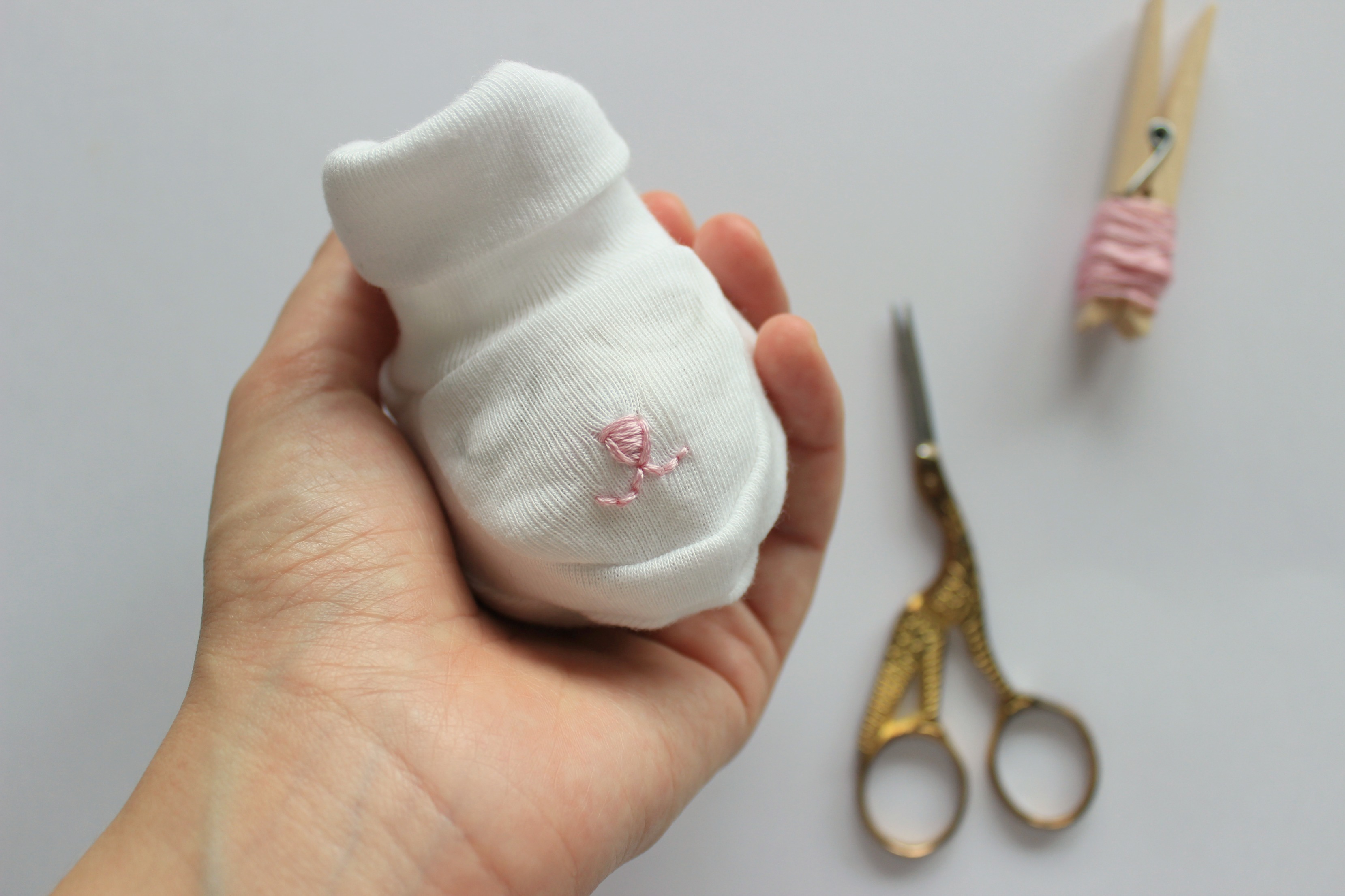 idea regalo fai da te per neonato scarpine fatte a mano